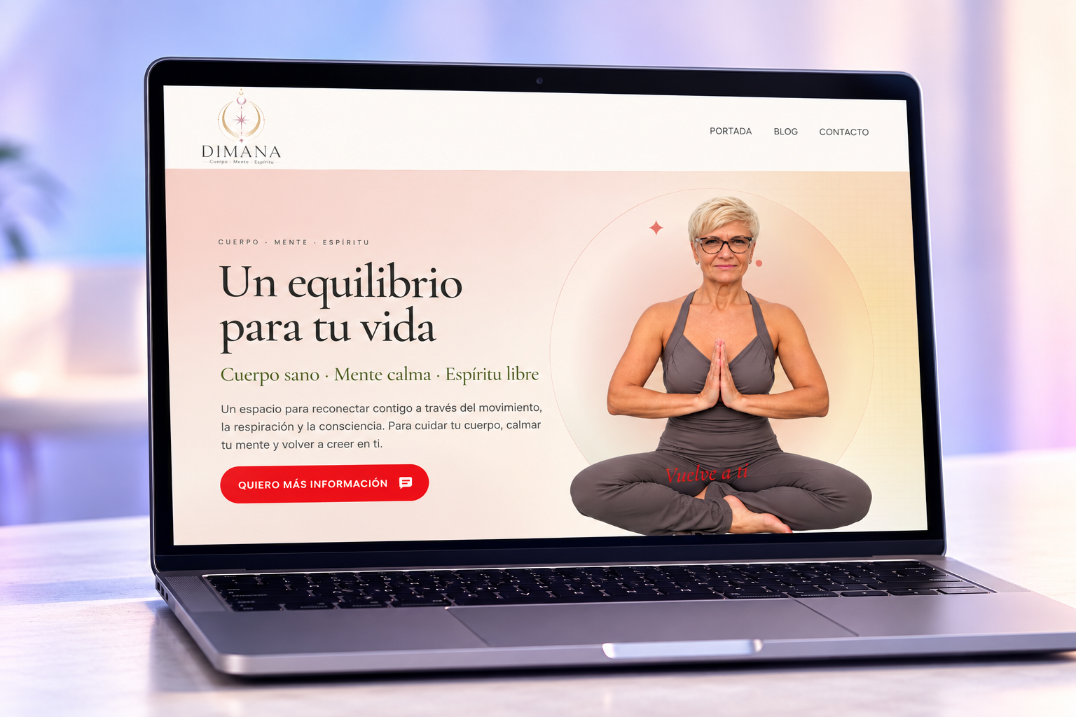 Mockup limpio de una página web de marca personal desarrollada en Marca Millonaria